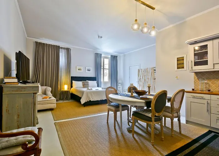 Liston Pied A Terre