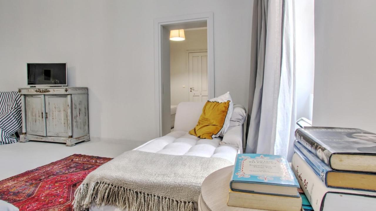 Liston Pied A Terre Daire *