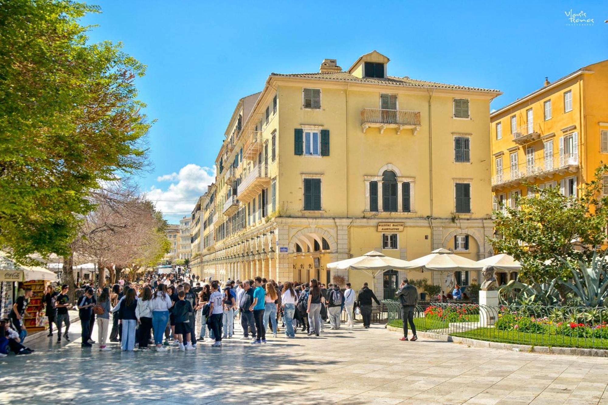 Liston Pied A Terre
